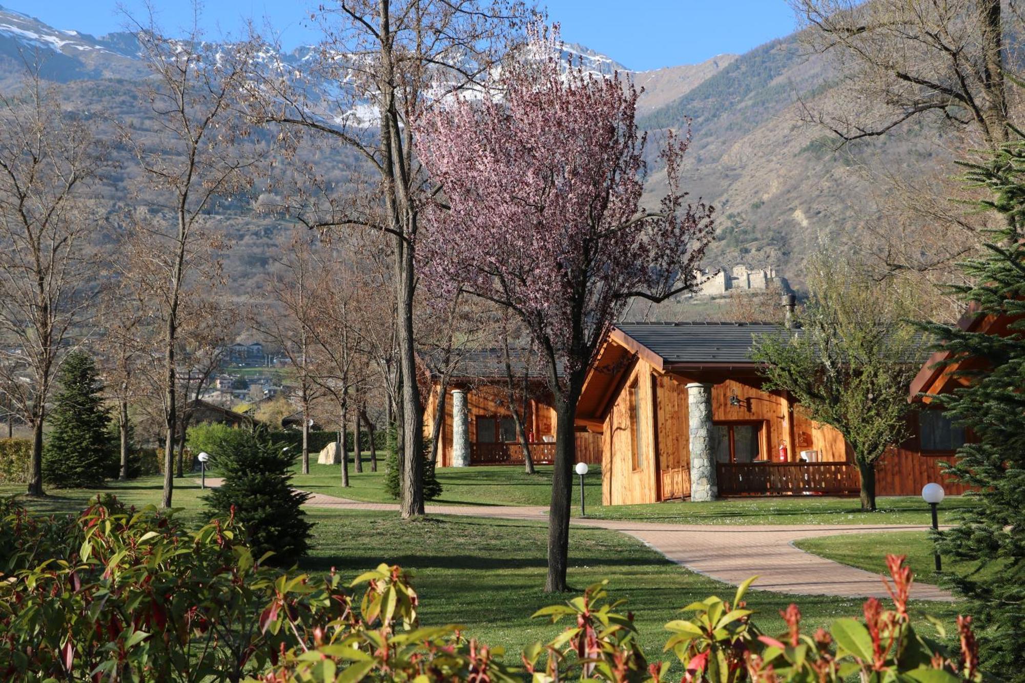 Lazy Bee Camping Village Αόστα Εξωτερικό φωτογραφία